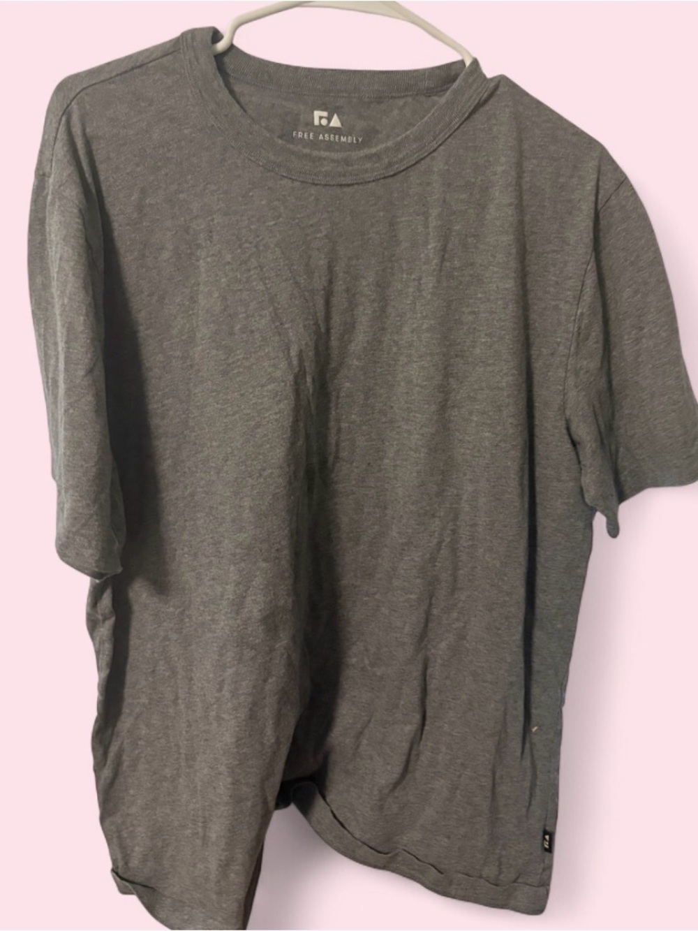 Free Assembly Men’s Heather Gray Short Sleeve Crew Tee